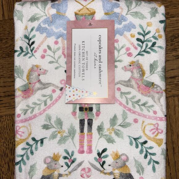 Cupcakes & Cashmere Nutcracker Ballet Mouse King Kitchen Towel Pastels Set Of 3 - Picture 3 of 4